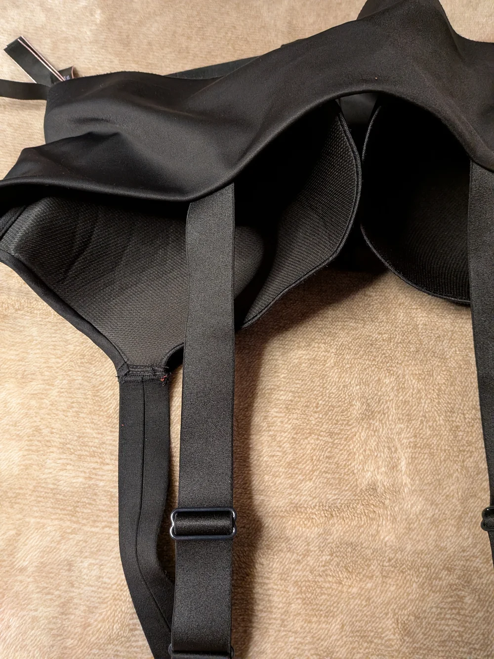 Victoria’s Secret VSX Black Front Zip High Impact Underwire Sports Bra 38D/DD